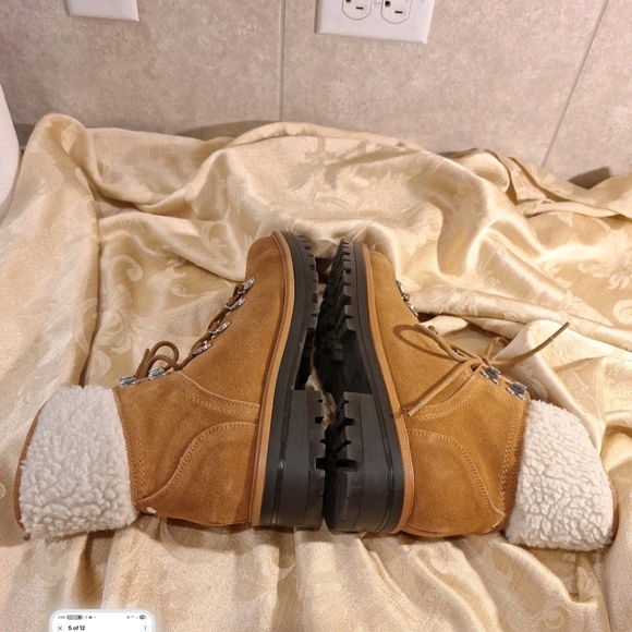 Marc Fisher Isabel Tan Suede Winter Boots Womans Size 9 Excellent Condition - Picture 6 of 11